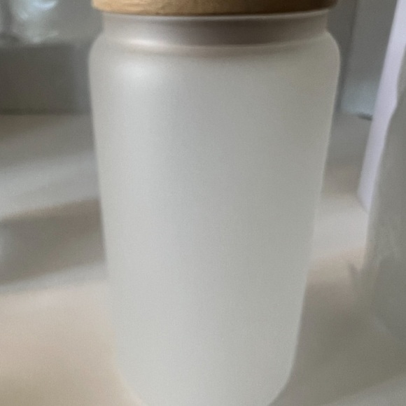 Set of 6 frosted sublimation glass cups with bamboo lids!!! - Picture 2 of 6